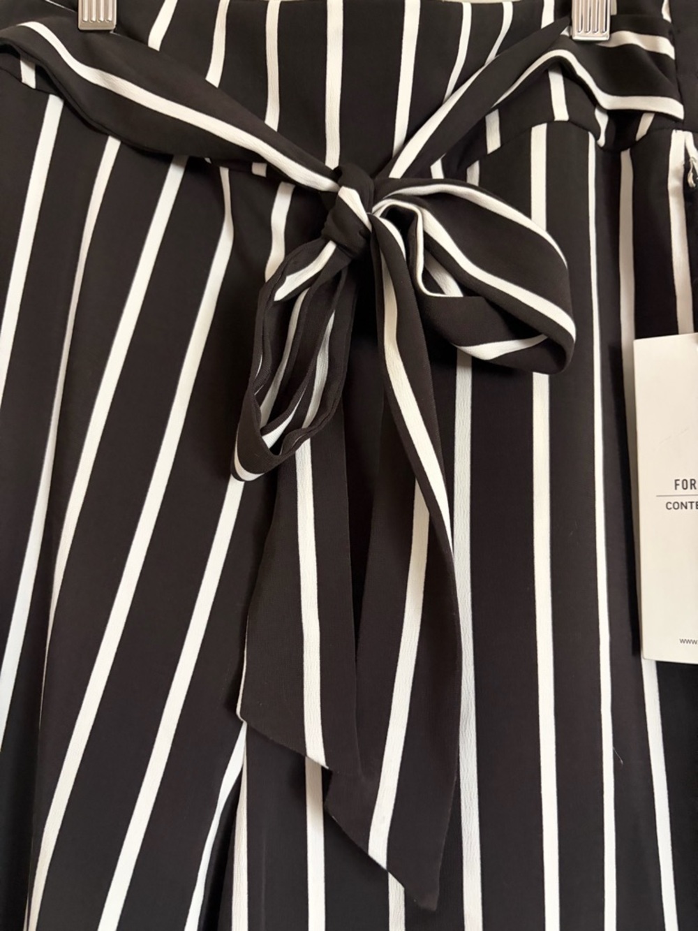 FINAL PRICE! Forever 21 Wide Leg Striped Pants High Waist Adjustable Small NWT - Picture 7 of 11
